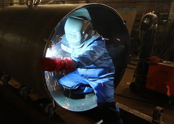 Redução de resíduos, de energia e de água são ações adotadas por mais de 80% das indústrias instaladas no Brasil