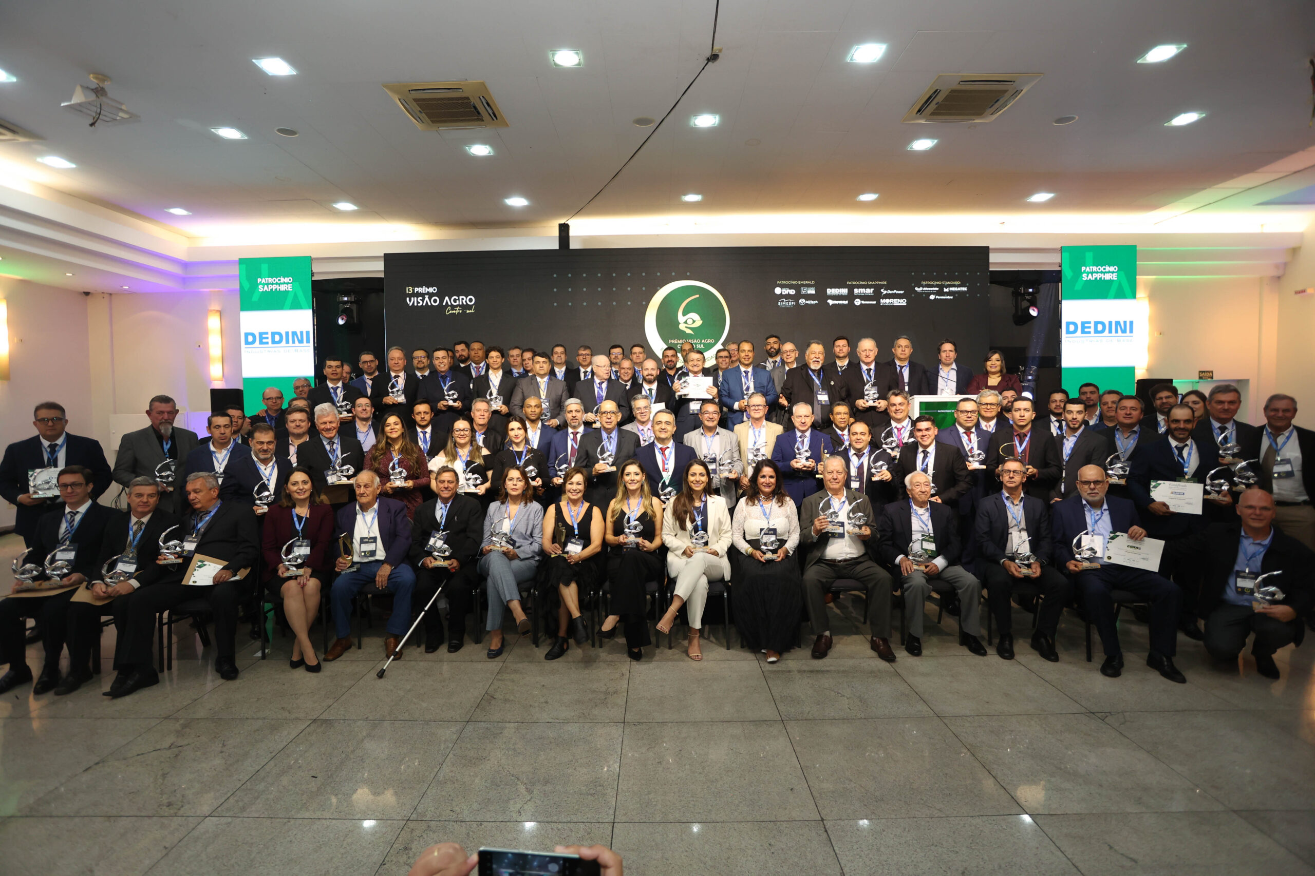 Noite de gala em Piracicaba homenageia elite do setor bioenergético no 13° Prêmio Visão Agro Centro-Sul