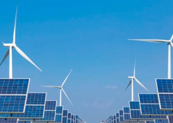 Energia do Brasil pode ser 100% renovável até 2040, diz Carlos Nobre