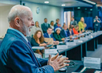 Política Nacional de Transição Energética prevê atrair R$ 2 trilhões