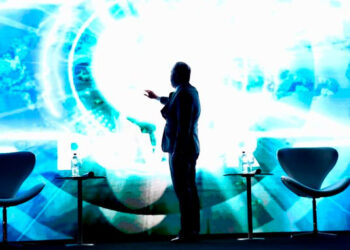 Diálogo G20: em Brasília, Alexandre Silveira destaca o fortalecimento da indústria verde como um dos caminhos para o desenvolvimento sustentável