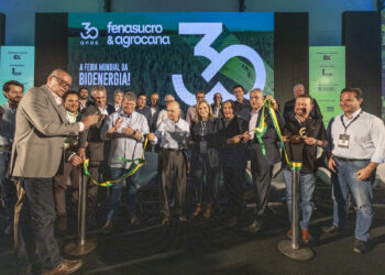 “As respostas que o mundo precisa para a descarbonização estão aqui”, declarou o governador Tarcísio de Freitas na abertura da 30ª Fenasucro & Agrocana