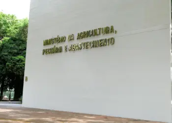 Mapa abre consulta pública para licitação de caminhões com implementos agrícolas