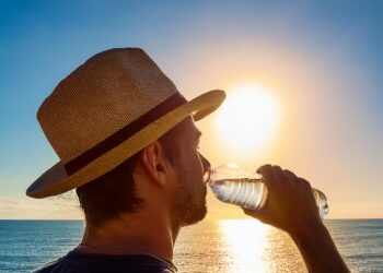 Onda de calor começa nessa semana e deve levar setembro a bater recordes históricos; veja previsão do tempo pelo Brasil