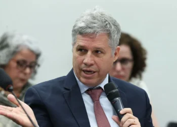 Congresso pode permitir revolução dos bioinsumos no país, afirma Paulo Teixeira