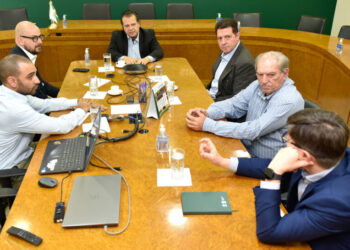 Faesp e DATAGRO discutem parcerias em inovação e educação