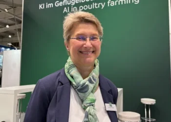Especialista alemã descreve impacto da inteligência artificial na avicultura