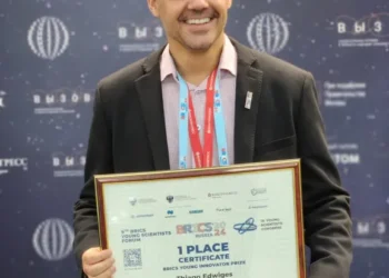 Pesquisador recebe prêmio por estudo sobre uso de resíduos da produção de açúcar e etanol