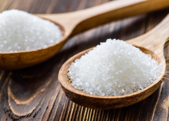 Açúcar fecha em baixa mesmo com déficit global de açúcar estimado em 4,88 mi/ton