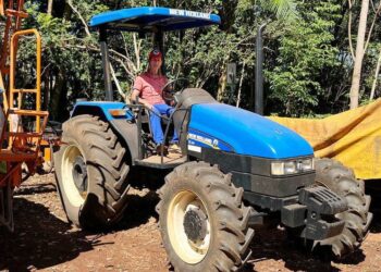 Programa amplia acesso a máquinas e promove assistência a agricultores