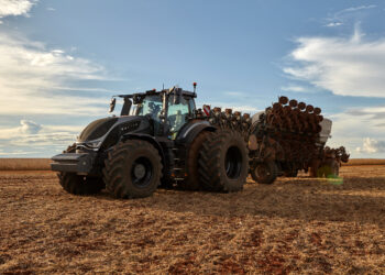 Valtra lança Série S6 de Tratores na Agrishow 2025