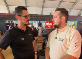 Colhedora da Case IH movida a etanol atinge 400 kW em testes e se aproxima da performance do diesel