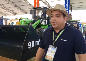 LiuGong lança pá elétrica para operação com bagaço de cana