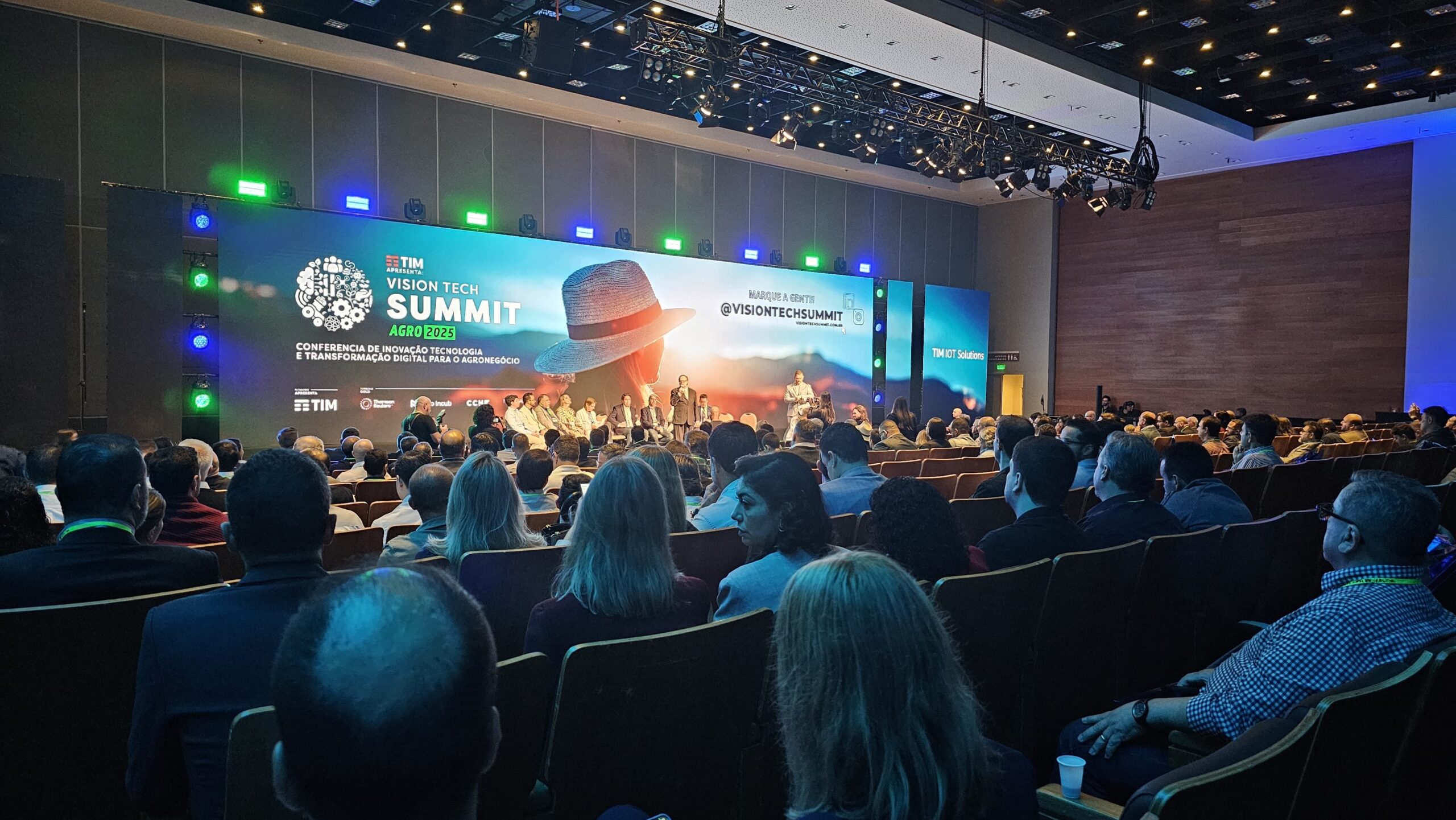 Abertura oficial do Vision Tech Summit Agro 2025 reúne líderes do setor ...