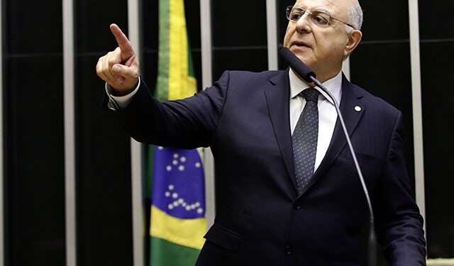 Brasil pode liderar economia de baixo carbono com biogás, afirma Arnaldo Jardim