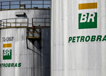 Petrobras estuda projetos de etanol, mas ainda não definiu matéria-prima