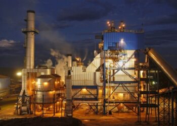 Safra 2025/2026: moagem de cana cresce levemente em outubro, mas produção de etanol recua