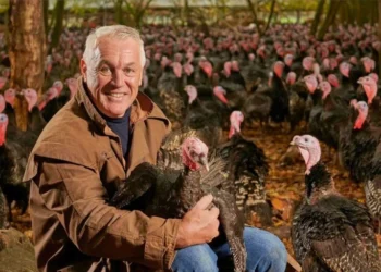 Como Esse Produtor “Rolls-Royce dos Perus” Ganha R$ 148 Milhões Vendendo Ave Gourmet