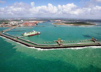 Recife pode vir a se posicionar como potencial polo do etanol marítimo na transição energética global