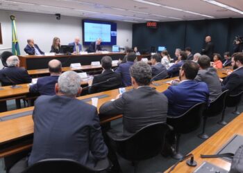 Com foco em biocombustíveis, seminário aponta caminhos para a substituição do petróleo