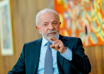 Lula promulga acordo Mercosul-UE e diz que texto é reação dos blocos a Trump