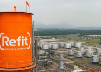 Estado do Rio quer falência do Grupo Manguinhos após calote em acordo fiscal