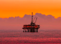 Petróleo recua com diálogo entre Irã e Catar e liberação de estoques do G7