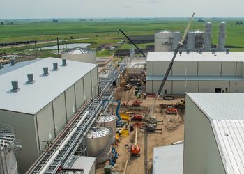 Os EUA produziram 1,22 bilhão de litros de etanol em uma única semana, o equivalente a 16% de todo o etanol de milho que o Brasil fez em 2024
